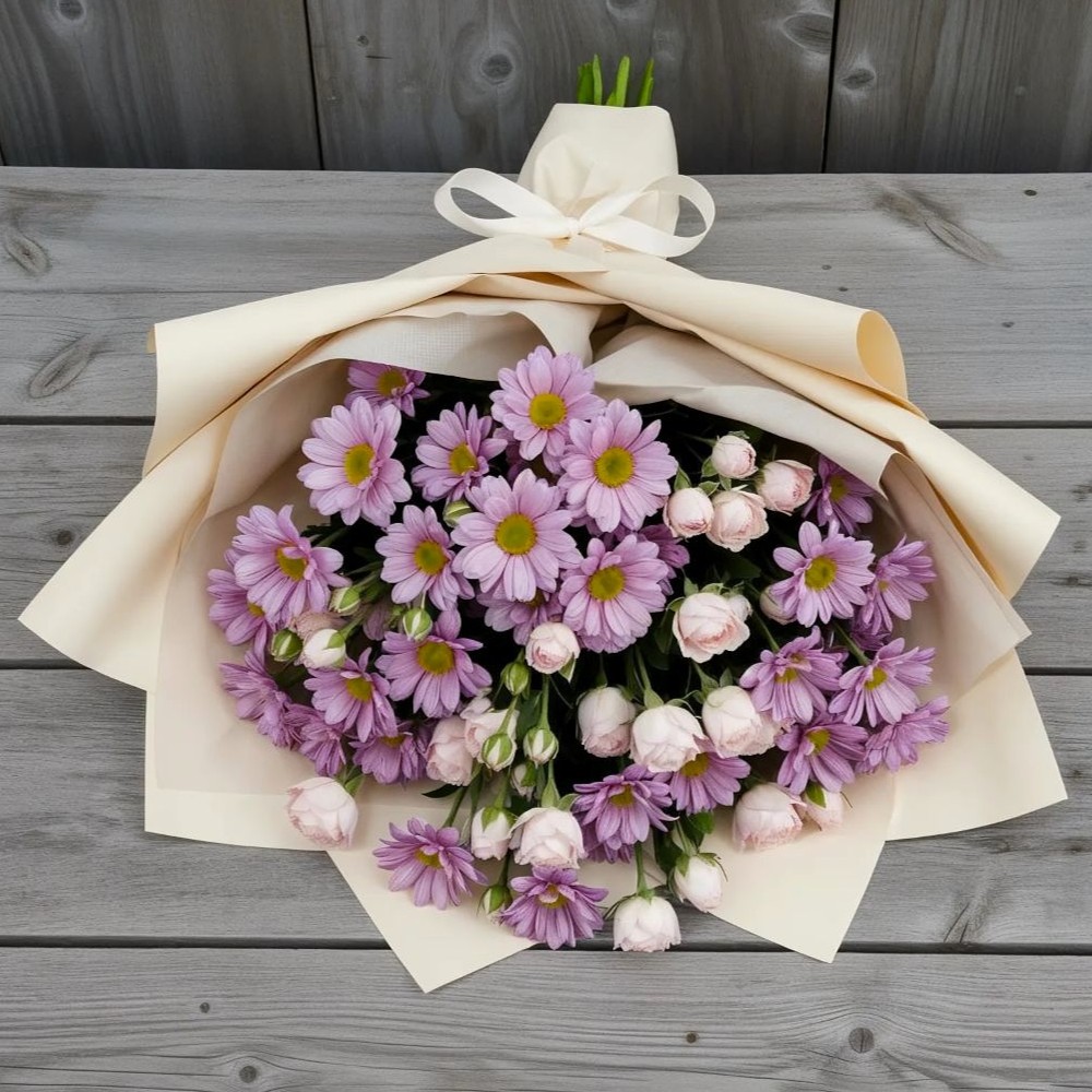 Букет цветов из: Розы и Хризантемы в Старое