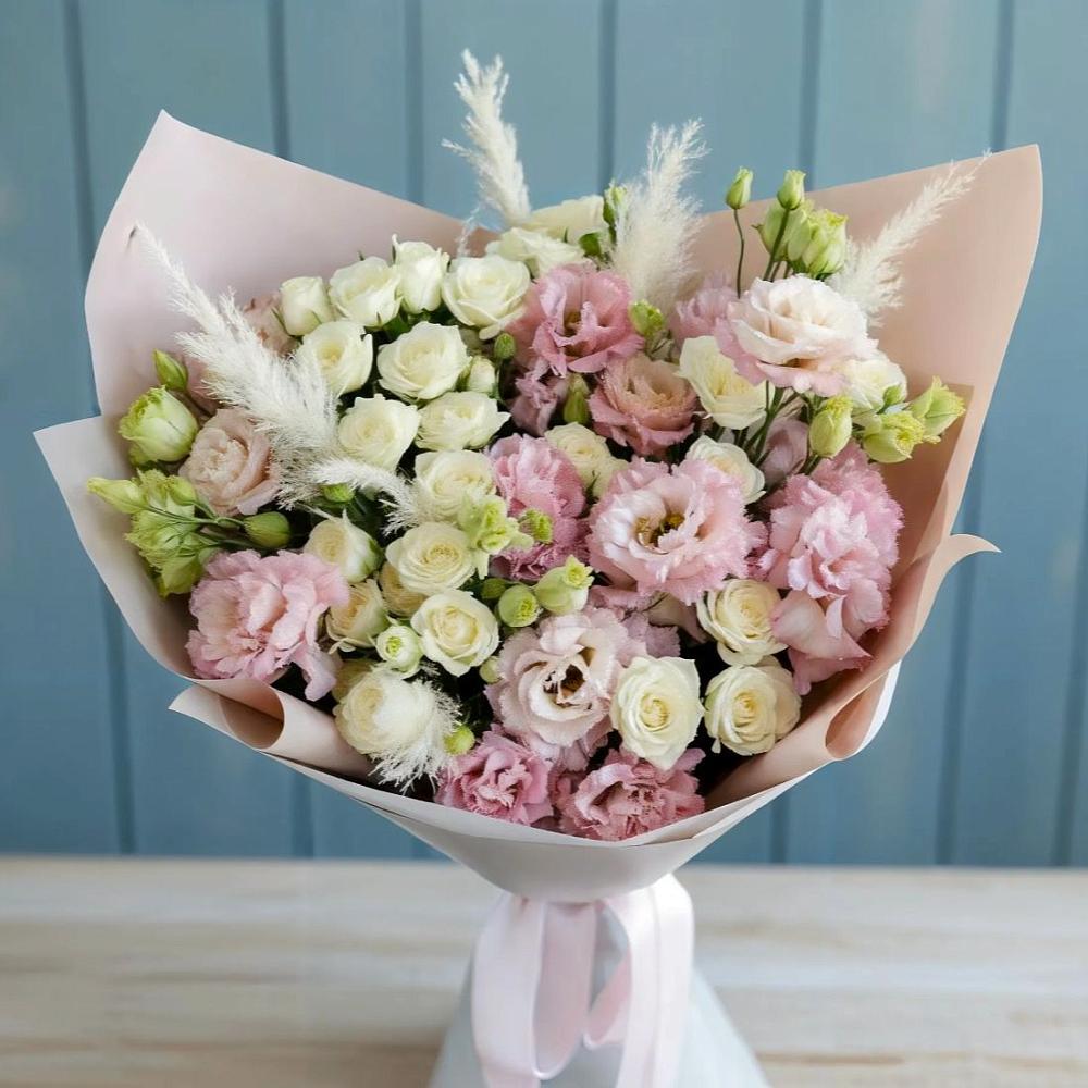 Букет цветов из: Альстромерии и Розы в Старое