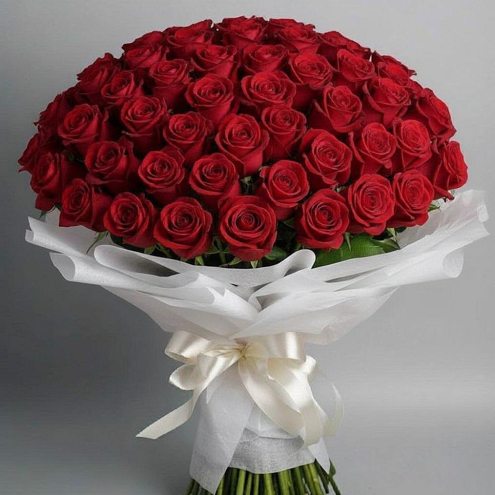 Букет 101 Красная роза Блэк Мэджик в Старое