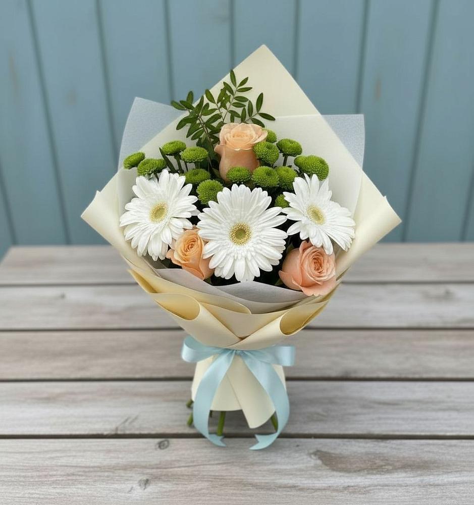 Букет цветов из: Герберы, Розы и Хризантемы в Старое