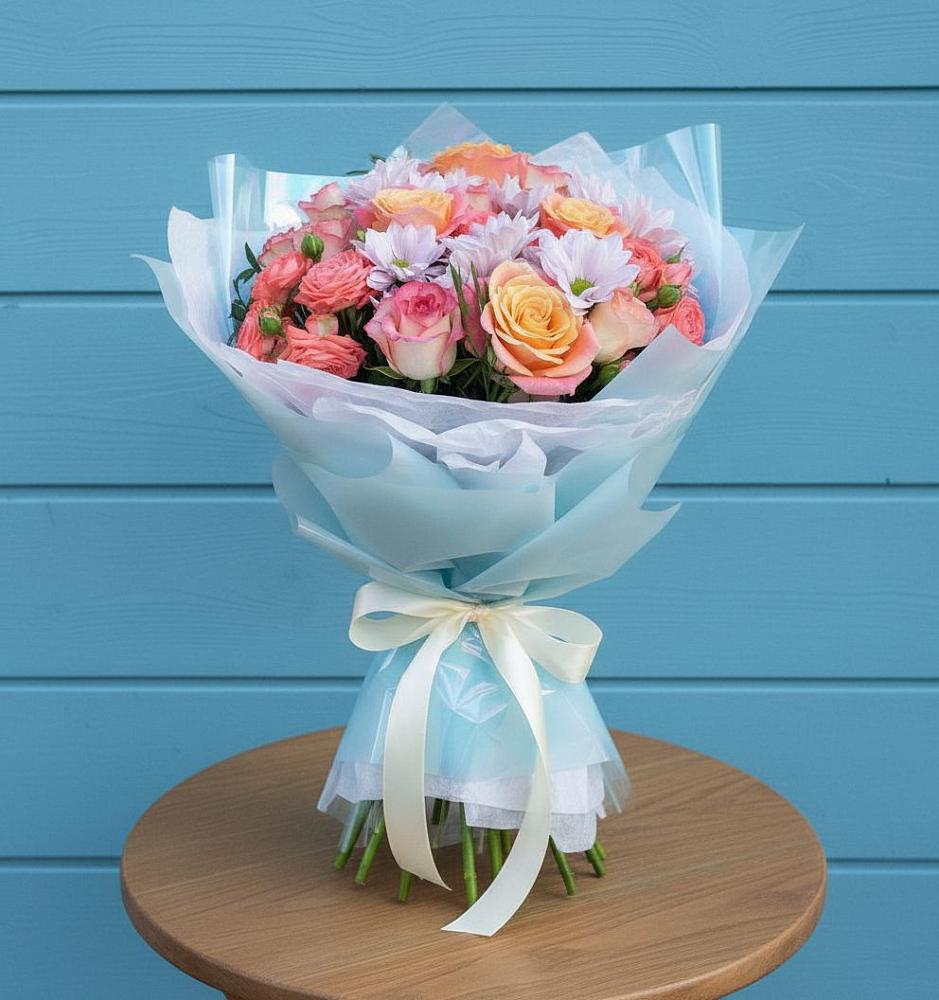 Букет цветов из: Хризантемы и Розы в Старое