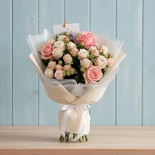 Букет цветов из:  Розы в Старое